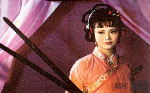 红楼梦中尤三姐的风流悲剧