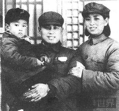 王近山：三次书写抗战辉煌