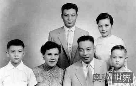 “四大家族”后代的生活