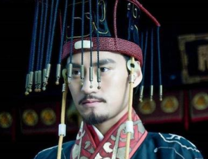 刘秀在登基后，为什么没追封父亲刘钦为皇帝？