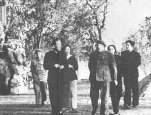 彭德怀为什么要离开中南海？