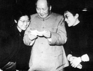 毛泽东给哪些女性写过诗词