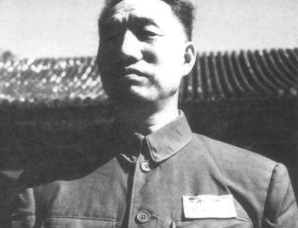 徐向前在十年动乱的艰难岁月里