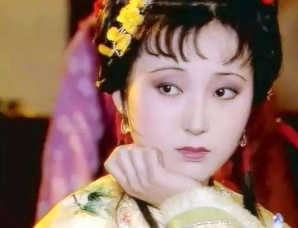 《红楼梦》英文版中林黛玉变成了荡妇